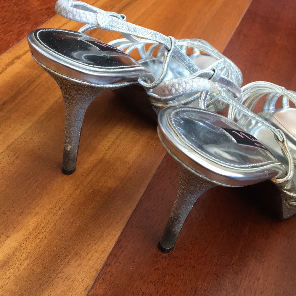Strappy silver Glitter slingback heels - Picture 3 of 3